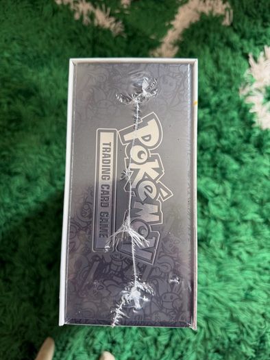 Pokemon TCG 25th anniversary ultra premium collection box