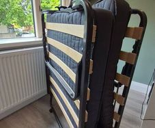 Fold up bed