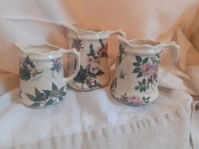 Ballyporeen Wildflower Jugs.