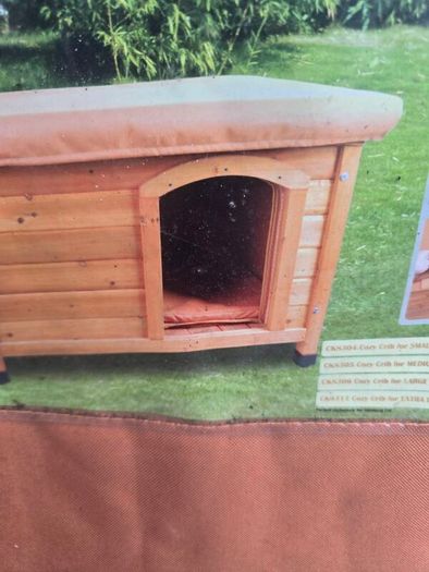 Dog HUTCH insulated floor and roof