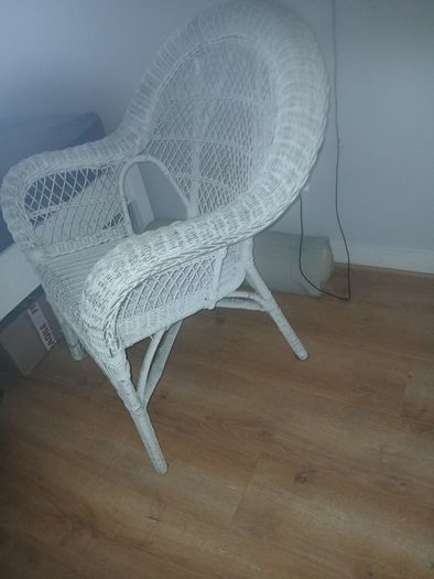 Wicker armchair white