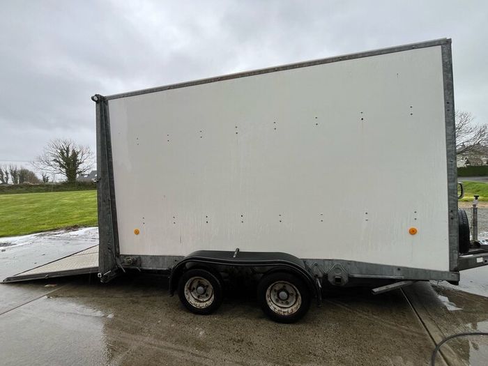 Ifor Williams bv126 Box trailer