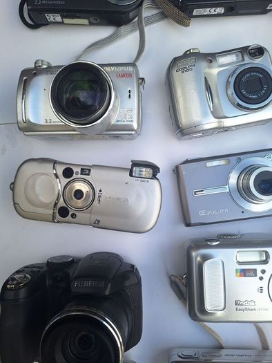 Joblot of digital cameras