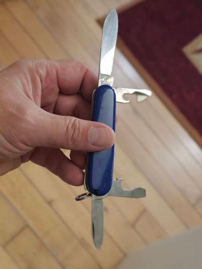 Vintage Discontinued Version Victorinox Recruit 84mm Swiss Army Knife from 1980s with Modern handles installed