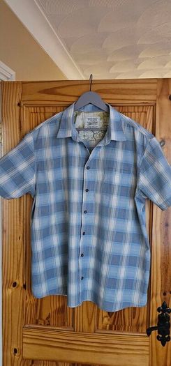 men's shirt