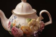 Brooks&amp;Bentley  The Rose Garden Tea Pot Collection Fine Bone China