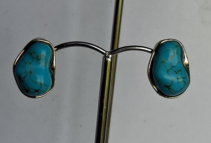 Irregular Gilted Cabochon Turquoise Earrings