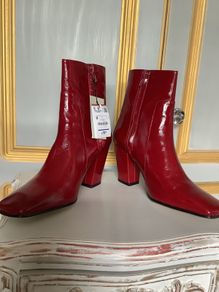 Zara patent leather boots, new, size Uk 5