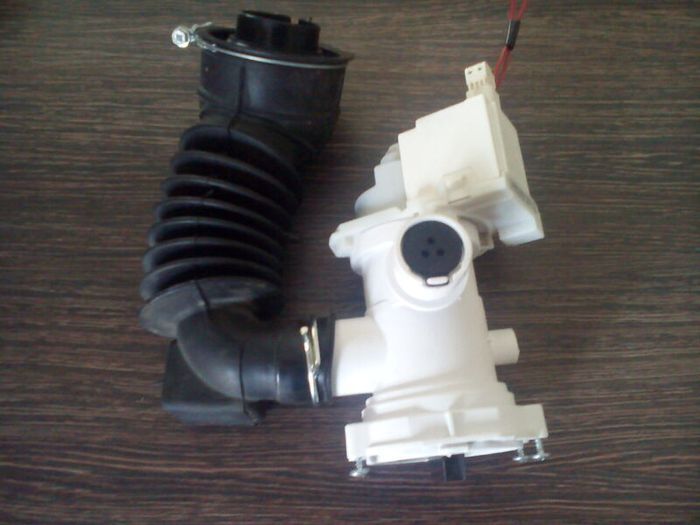 Washing Machine Pump and Sump Hose.