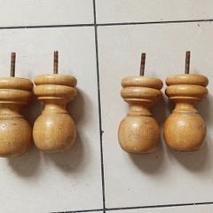 4 turned wooden bun feets with threaded bolts  height 12.5cm
