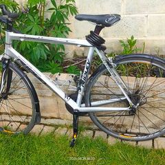 Road bike