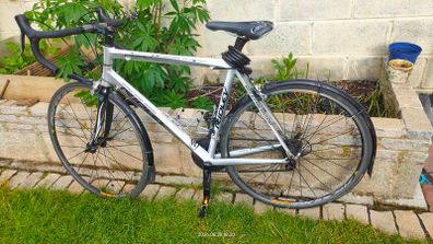Road bike
