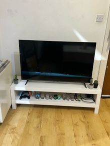 tv bench