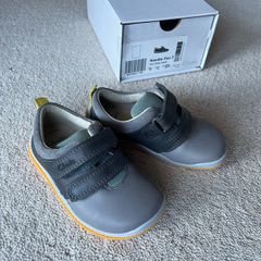 clarks new toddler shoes 6G