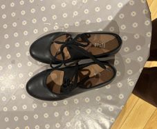 tap dancing shoes size 5