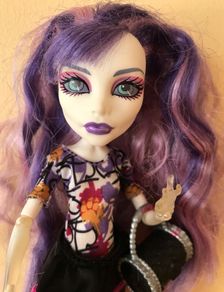 Monster High 2012 Spectra Doll