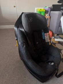 Maxi Cosy AxissFix Plus