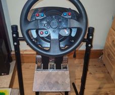 Thrustmaster pc racer with pedals
