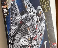 Lego Millennium Falcon