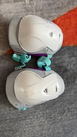 Oxelo Inline Skates and Protective Gear. Approx. Size 31/33