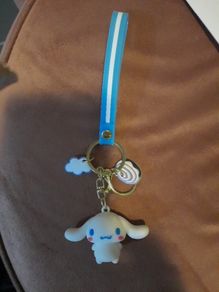 sanrio cinnamon roll bag charm/keyring