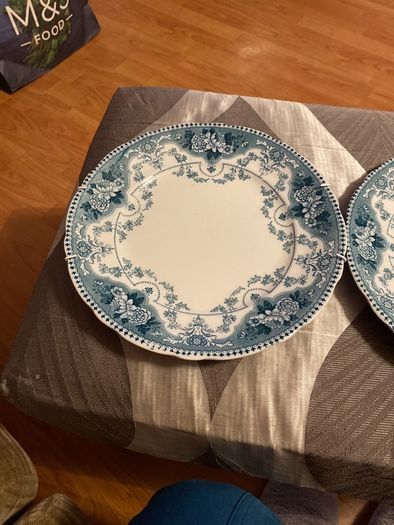 Plates x 2 with Wall Hangers - Argyle Burslem