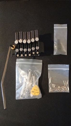 Floyd Rose compatible headless guitar bridge