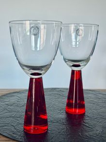 Vintage| Set of 2 Artland Prescott wine glasses
