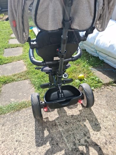 Folding trike