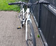 Nearly new Merida Crossway Urban bike with automatic KS Dropper seat post  | 46cm Frame S/M