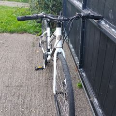 Nearly new Merida Crossway Urban bike with automatic KS Dropper seat post  | 46cm Frame S/M