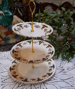 Balmoral  Royal Stafford cake stand