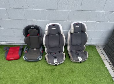 2 x car seats, 1 x high back booster seat, 1 x booster seat