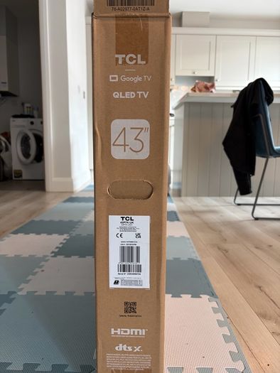TCL 43 4K QLED Smart TV with Google TV Excellent Condition