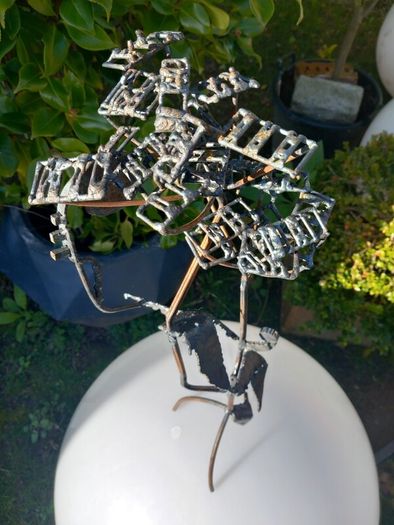 Brutalist metal sculpture, artist unknown, D18