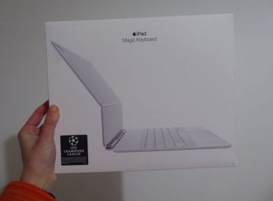 apple keyboard ipad 12.9"