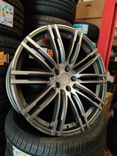 21" Porsche Macan alloy wheels wider rears Dublin 12 /mobile service Finance Available