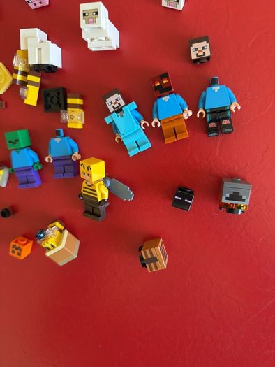 lego Minecraft minifigure parts