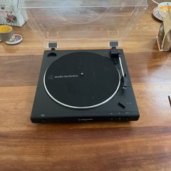 Audio Technica turntable with Bluetooth