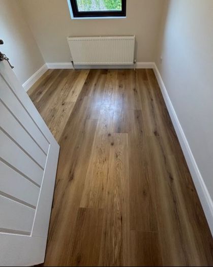 Laminated wood floor fitting