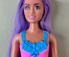Barbie Dreamtopia Royal Doll. (curvy model)