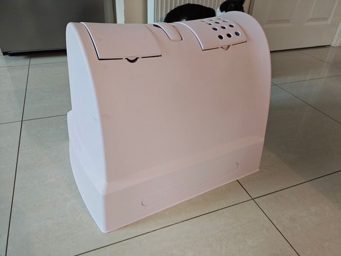 large cat litter