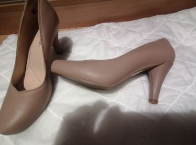 Clarks Ladies Natural Leather Shoes UK 6.5