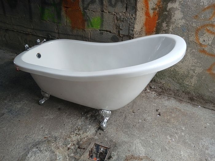 free standing bath