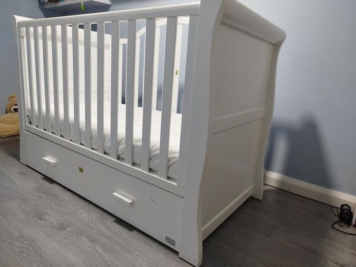 Sleigh Cot Bed