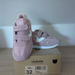 New Victoria, size eu 32(uk13)