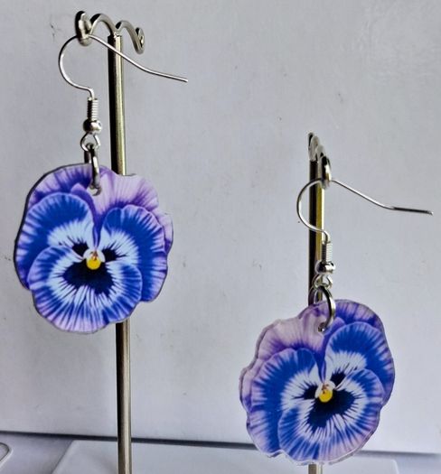 Majestic Lavender Pansy Floral Earrings