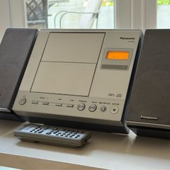 Panasonic SA-EN28 Retro Mini Hi-Fi CD Stereo System - Complete with Speakers & Remote