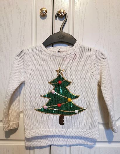 Girl's Christmas jumper size 2-3