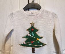 Girl's Christmas jumper size 2-3